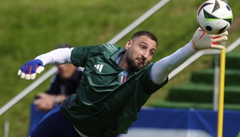 Man City Resmi Umumkan Perekrutan Gianluigi Donnarumma dari PSG