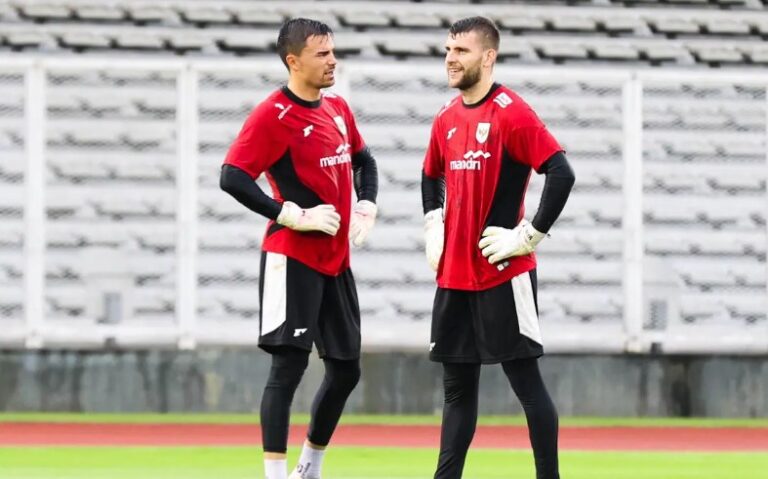 Manajer Timnas Indonesia Ungkap Kondisi Maarten Paes dan Emil Audero