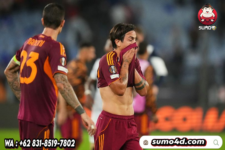 Ekspresi Paulo Dybala dalam laga Liga Europa antara AS Roma vs Viktoria Plzen,