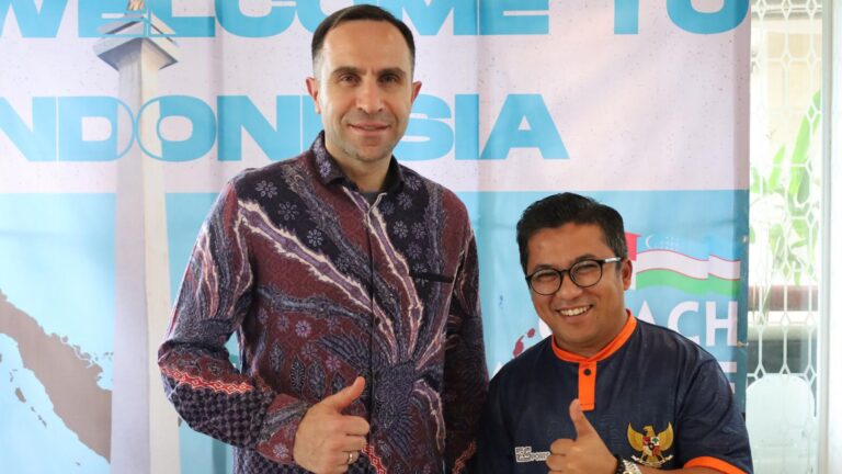 Bawa Energi Positif Kedatangan Timur Kapadze Jadi Pintu Diplomasi Sepakbola Internasional