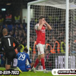 Selebrasi Viktor Gyokeres dalam laga Chelsea vs Arsenal di semifinal Carabao Cup 2025/2026,