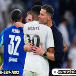 Pelatih Real Madrid, Xabi Alonso, memeluk Kylian Mbappe