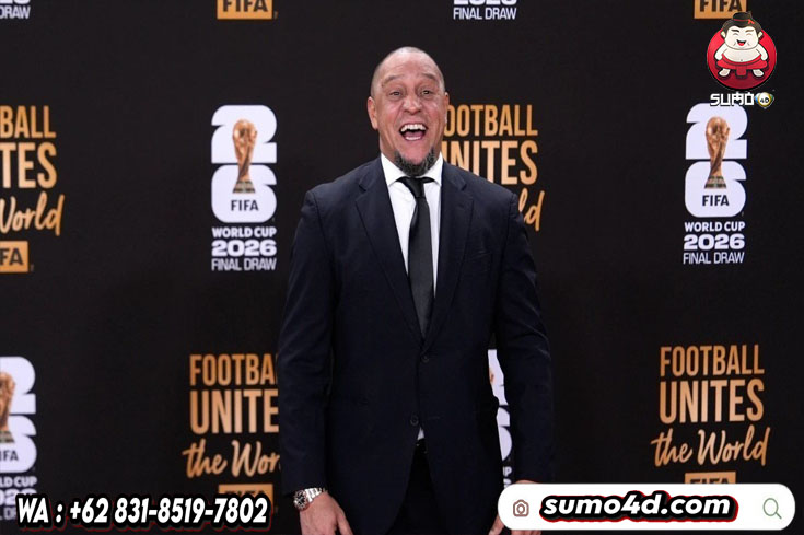 Roberto Carlos menghadiri acara drawing Piala Dunia 2026 di Washington DC, Amerika Serikat, 5 Desember 2025