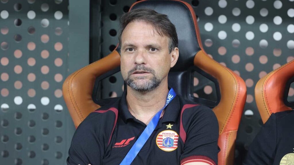 Mauricio Souza ketika melatih Persija Jakarta pada laga BRI Super League 2025/2026