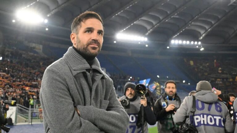 Pelatih Como, Cesc Fabregas.